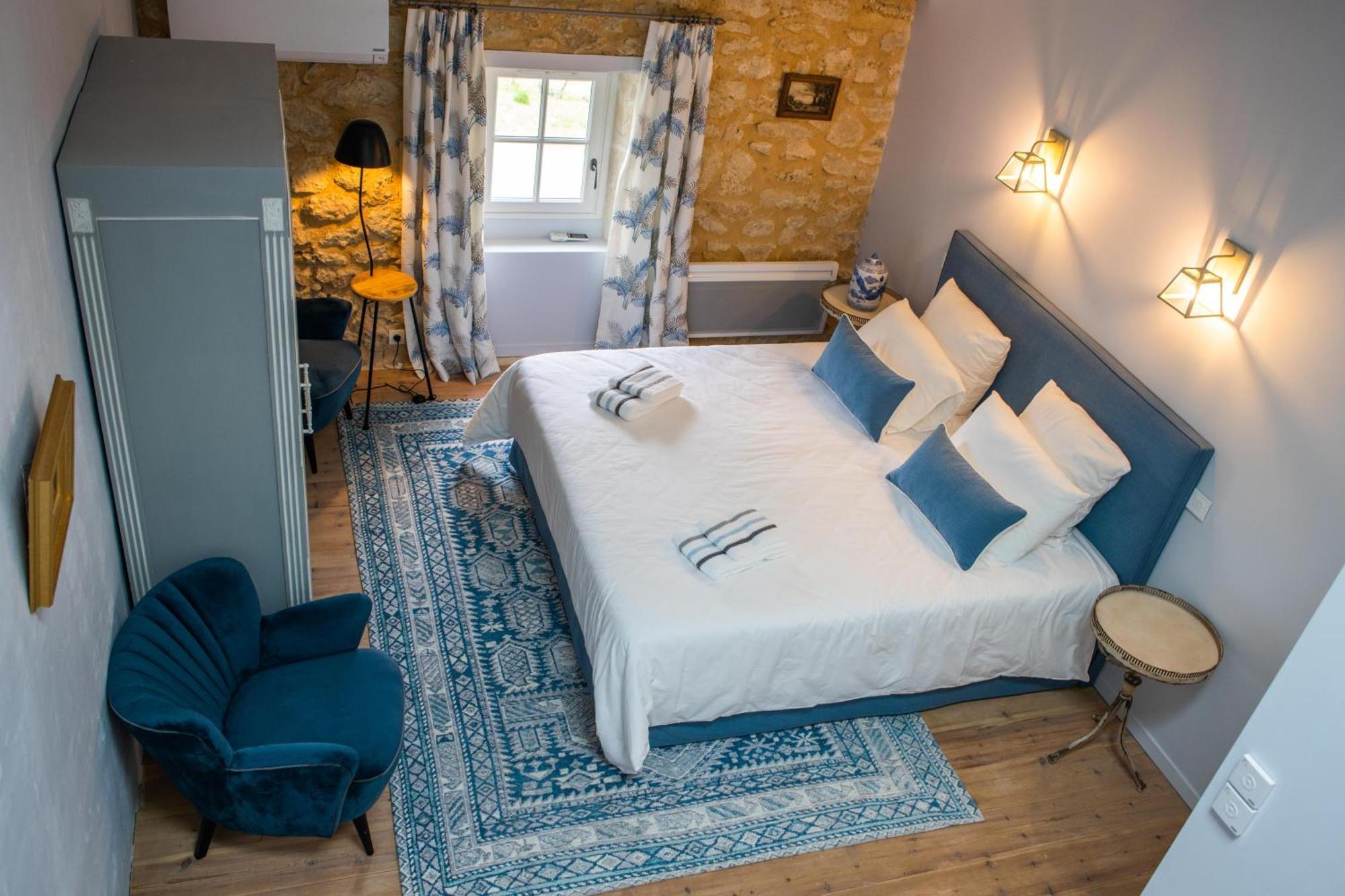Chateau Haut-Clarise ベルヴェス・ド・カスティヨン 部屋 写真